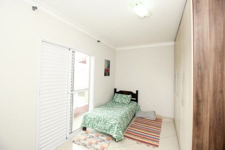 Casa à venda com 222m², 3 quartos e 4 vagas Casa à venda com 222m², 3 quartos e 4 vagasQuarto 1