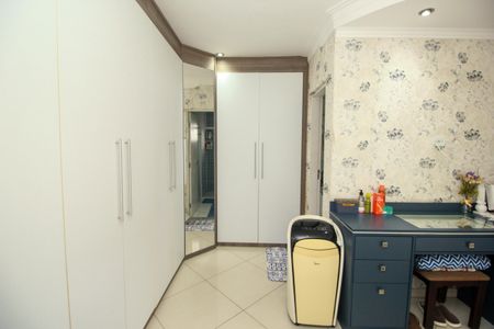 Casa à venda com 222m², 3 quartos e 4 vagas Casa à venda com 222m², 3 quartos e 4 vagasSuíte