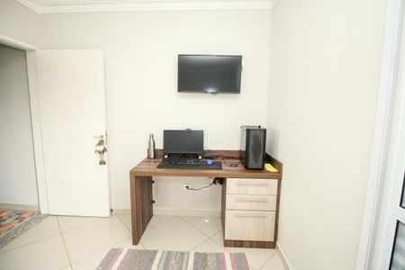 Casa à venda com 222m², 3 quartos e 4 vagas Casa à venda com 222m², 3 quartos e 4 vagasQuarto 1