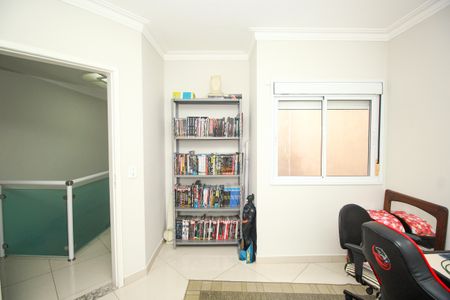 Casa à venda com 222m², 3 quartos e 4 vagas Casa à venda com 222m², 3 quartos e 4 vagasQuarto 2