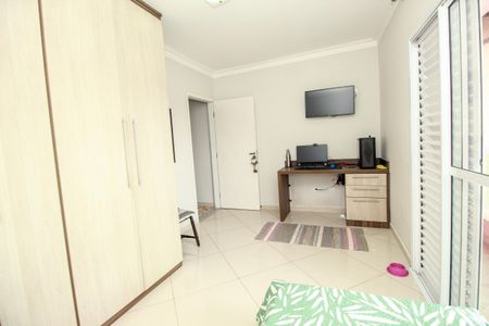Casa à venda com 222m², 3 quartos e 4 vagas Casa à venda com 222m², 3 quartos e 4 vagasQuarto 1