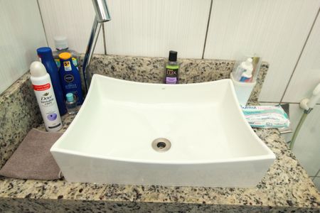 Casa à venda com 222m², 3 quartos e 4 vagas Casa à venda com 222m², 3 quartos e 4 vagasBanheiro da Suíte