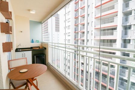 Varanda de kitnet/studio para alugar com 1 quarto, 37m² em Santo Amaro, São Paulo