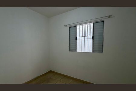 Quarto 2 de casa à venda com 2 quartos, 125m² em Jardim Ester Yolanda, São Paulo