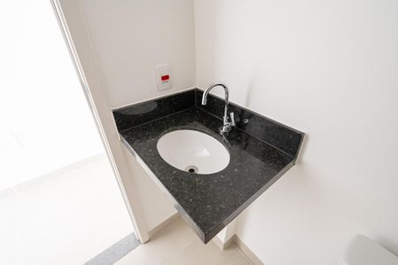 Banheiro Social de kitnet/studio à venda com 1 quarto, 35m² em Mirandópolis, São Paulo