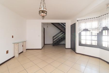 Casa à venda com 182m², 3 quartos e 4 vagas Casa à venda com 182m², 3 quartos e 4 vagasSala