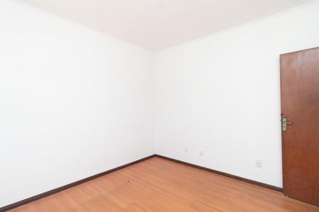 Casa à venda com 182m², 3 quartos e 4 vagas Casa à venda com 182m², 3 quartos e 4 vagasQuarto 2