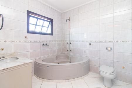 Casa à venda com 182m², 3 quartos e 4 vagas Casa à venda com 182m², 3 quartos e 4 vagasBanheiro do Quarto 3