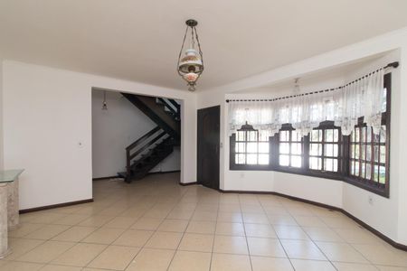 Sala de casa à venda com 3 quartos, 182m² em Cristal, Porto Alegre