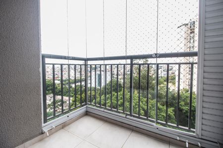 Varanda de apartamento para alugar com 1 quarto, 40m² em Jardim Tupanci, Barueri