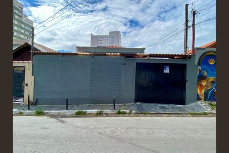 Casa à venda com 200m², 3 quartos e 4 vagasFachada