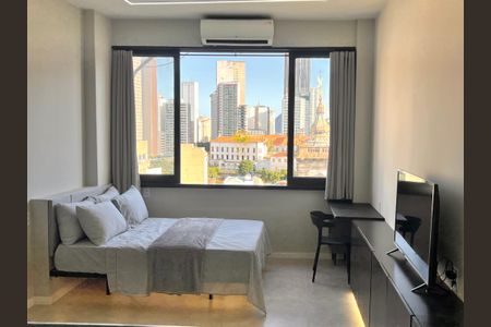 Studio para alugar com 32m², 1 quarto e sem vaga Studio para alugar com 32m², 1 quarto e sem vagaQuarto