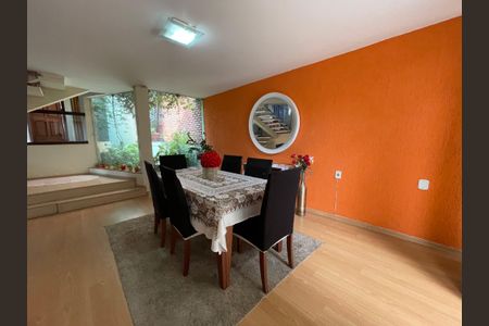 Casa para alugar com 230m², 3 quartos e 4 vagasSala de Jantar