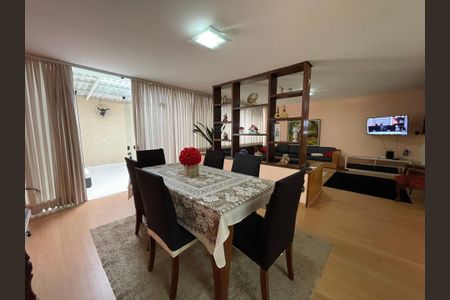 Casa para alugar com 230m², 3 quartos e 4 vagasSala de Jantar