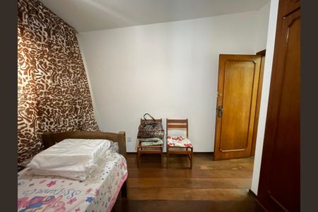 Casa para alugar com 230m², 3 quartos e 4 vagasQuarto 3