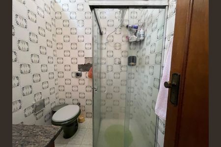 Casa para alugar com 230m², 3 quartos e 4 vagasBanheiro 1