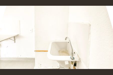 Apartamento para alugar com 33m², 2 quartos e sem vagaCozinha e Área de Serviço