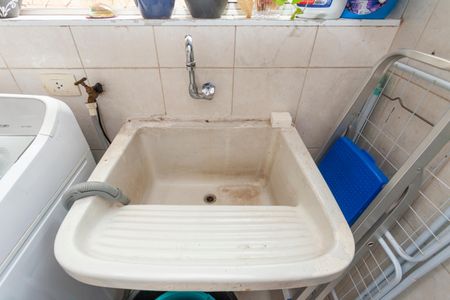 Apartamento à venda com 81m², 3 quartos e 1 vagaÁrea de Serviço