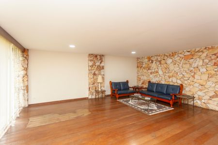 Apartamento à venda com 81m², 3 quartos e 1 vagaHall social