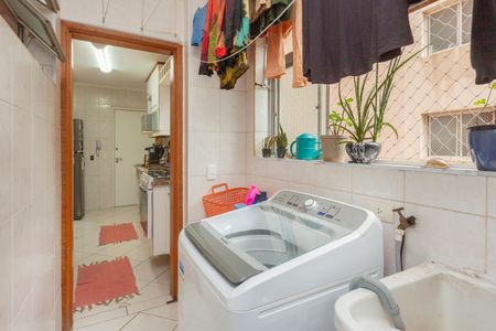 Apartamento à venda com 81m², 3 quartos e 1 vagaÁrea de Serviço
