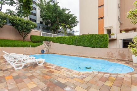 Apartamento à venda com 81m², 3 quartos e 1 vagaÁrea comum - Piscina