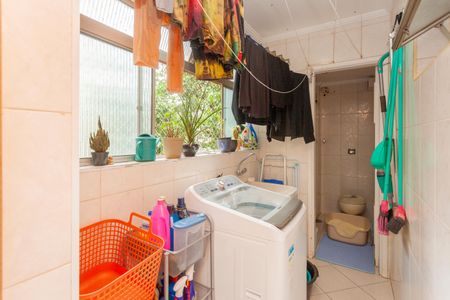 Apartamento à venda com 81m², 3 quartos e 1 vagaÁrea de Serviço