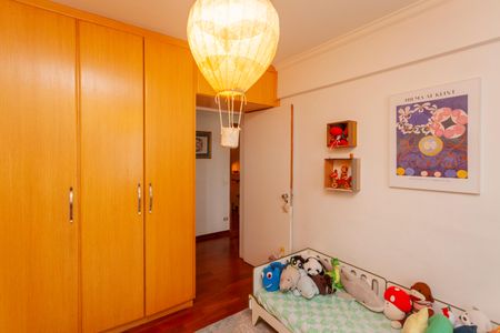 Apartamento à venda com 81m², 3 quartos e 1 vagaQuarto 2