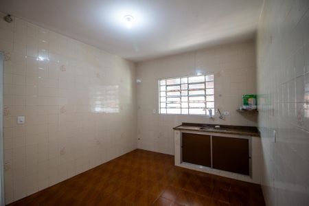 Casa para alugar com 154m², 2 quartos e 3 vagasCozinha 