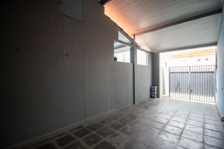 Casa para alugar com 154m², 2 quartos e 3 vagasGaragem Lateral 