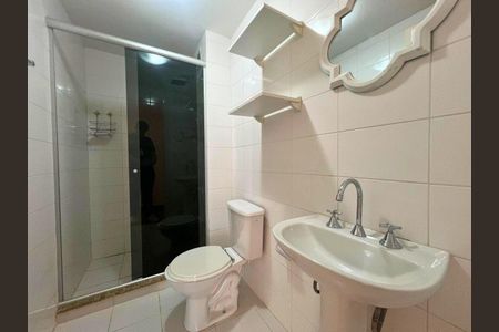 Banheiro 1 de apartamento para alugar com 2 quartos, 87m² em Centro, Canoas