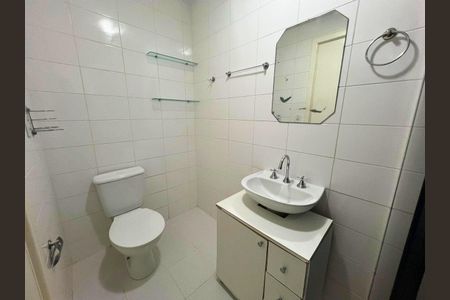 Banheiro 2 de apartamento para alugar com 2 quartos, 87m² em Centro, Canoas