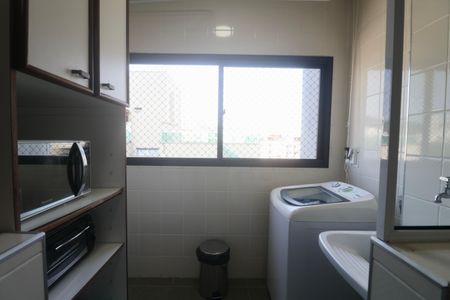 Apartamento para alugar com 100m², 2 quartos e 1 vagaÁrea de Serviço