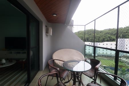 Apartamento para alugar com 100m², 2 quartos e 1 vaga Apartamento para alugar com 100m², 2 quartos e 1 vagaVaranda