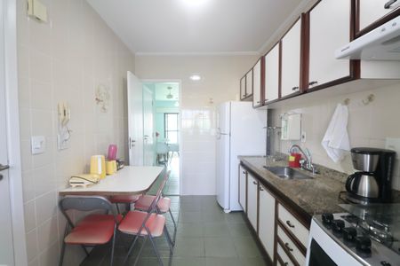 Apartamento para alugar com 100m², 2 quartos e 1 vagaCozinha