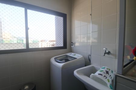 Apartamento para alugar com 100m², 2 quartos e 1 vagaÁrea de Serviço