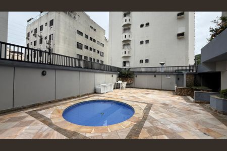 Apartamento para alugar com 100m², 2 quartos e 1 vagaÁrea comum - Piscina