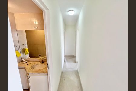 Apartamento à venda com 86m², 3 quartos e 1 vagaCorredor