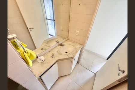 Apartamento à venda com 86m², 3 quartos e 1 vagaBanheiro