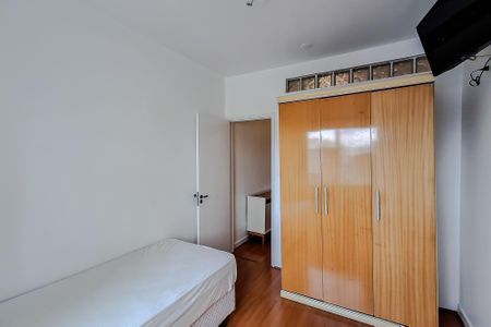 Apartamento para alugar com 57m², 2 quartos e sem vagaQuarto 2