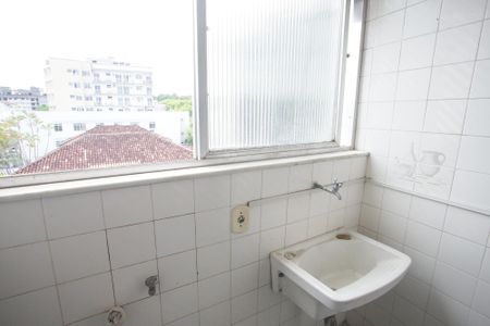 Apartamento à venda com 73m², 2 quartos e 1 vagaÁrea de Serviço