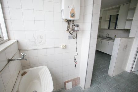 Apartamento à venda com 73m², 2 quartos e 1 vagaÁrea de Serviço
