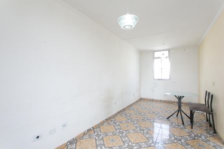 Sala de apartamento para alugar com 2 quartos, 56m² em Conjunto Residencial José Bonifácio, São Paulo