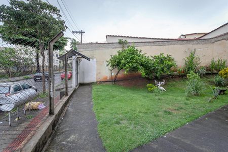 Apartamento para alugar com 47m², 2 quartos e 1 vaga Apartamento para alugar com 47m², 2 quartos e 1 vagaEntrada
