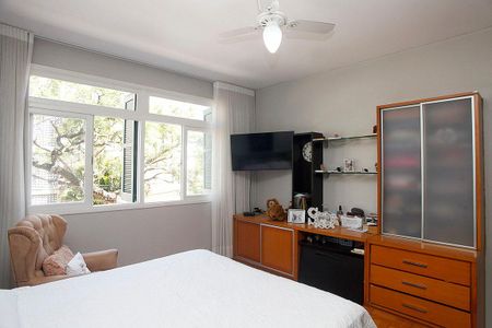 Quarto 1 de apartamento à venda com 2 quartos, 107m² em Santana, Porto Alegre