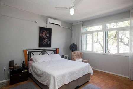 Quarto 1 de apartamento à venda com 2 quartos, 107m² em Santana, Porto Alegre
