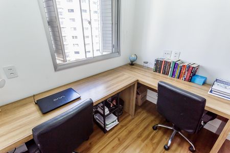 Quarto 1 de apartamento para alugar com 2 quartos, 60m² em Indianópolis, São Paulo