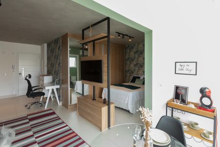 Sala de kitnet/studio para alugar com 1 quarto, 43m² em Centro, Campinas