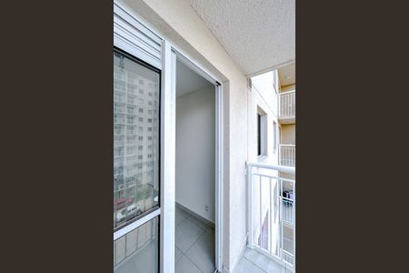 Varanda de apartamento para alugar com 1 quarto, 28m² em Guaiauna, São Paulo