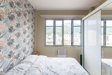 Quarto de apartamento à venda com 1 quarto, 40m² em Tijuca, Rio de Janeiro