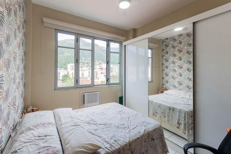 Quarto de apartamento à venda com 1 quarto, 40m² em Tijuca, Rio de Janeiro